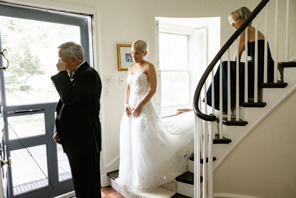 Bride first looks with father